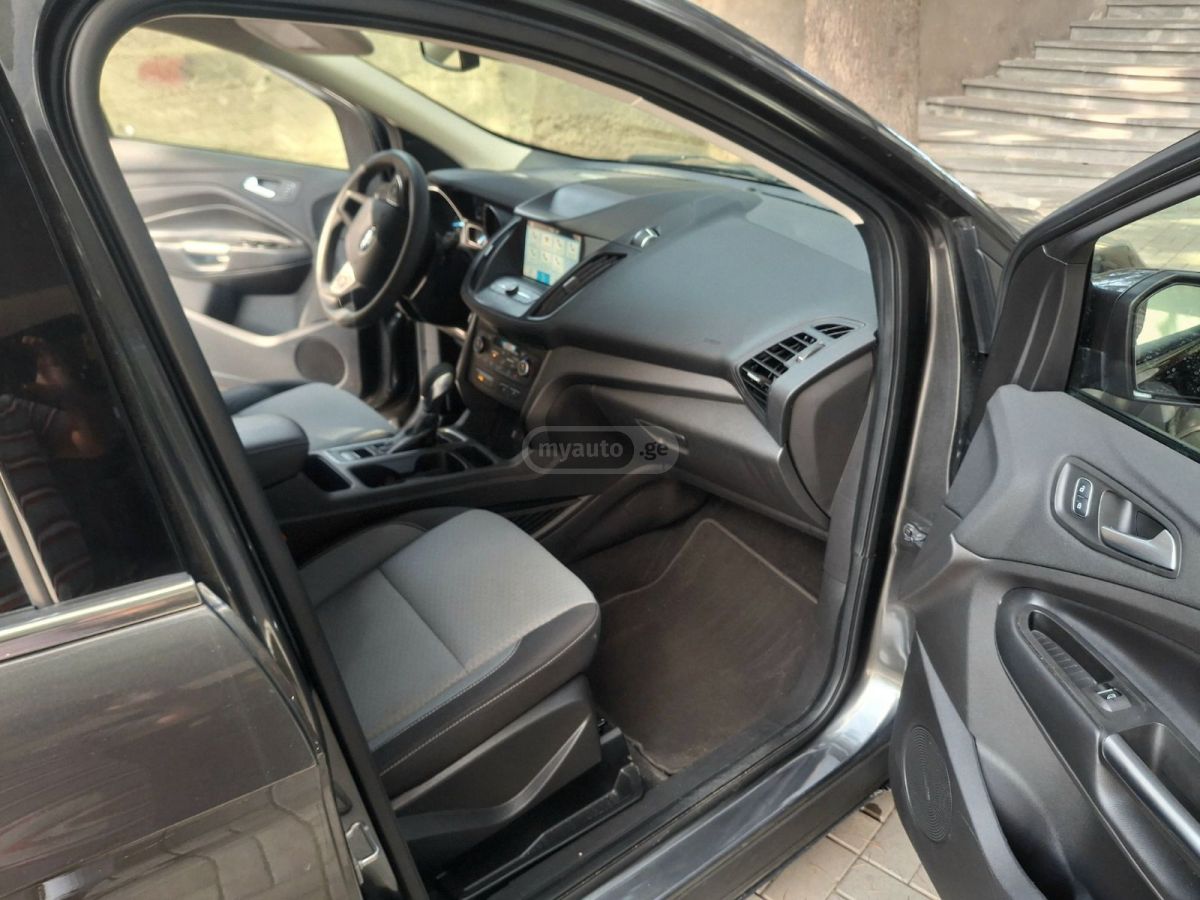 Ford Escape - фото 8