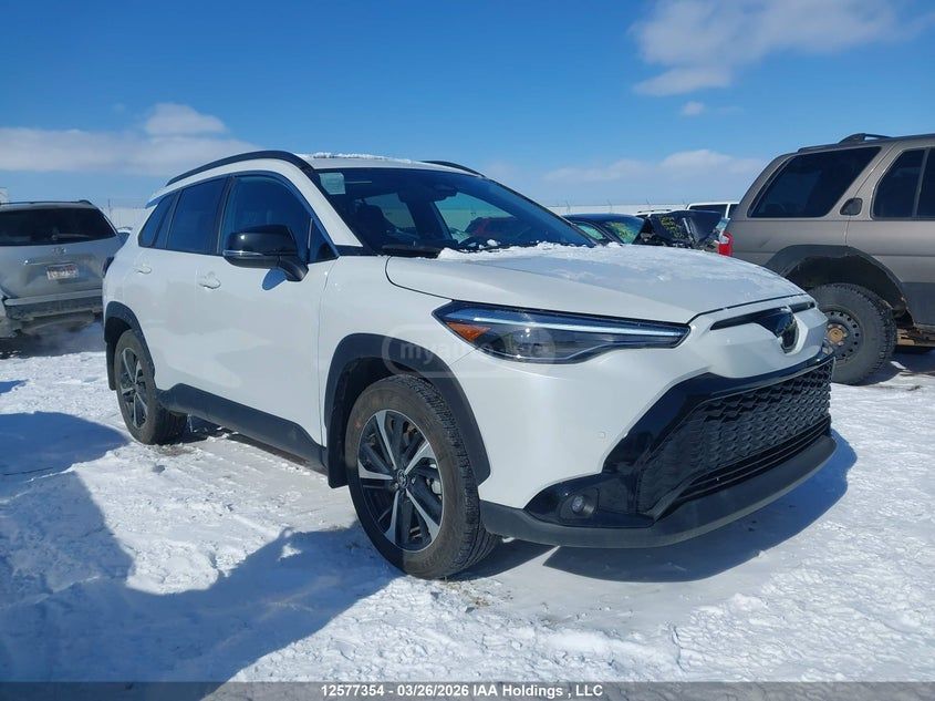 Toyota Corolla cross - фото 1