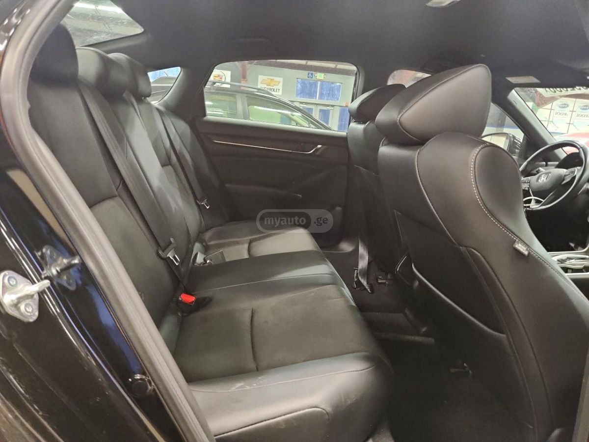 Honda Accord - фото 10