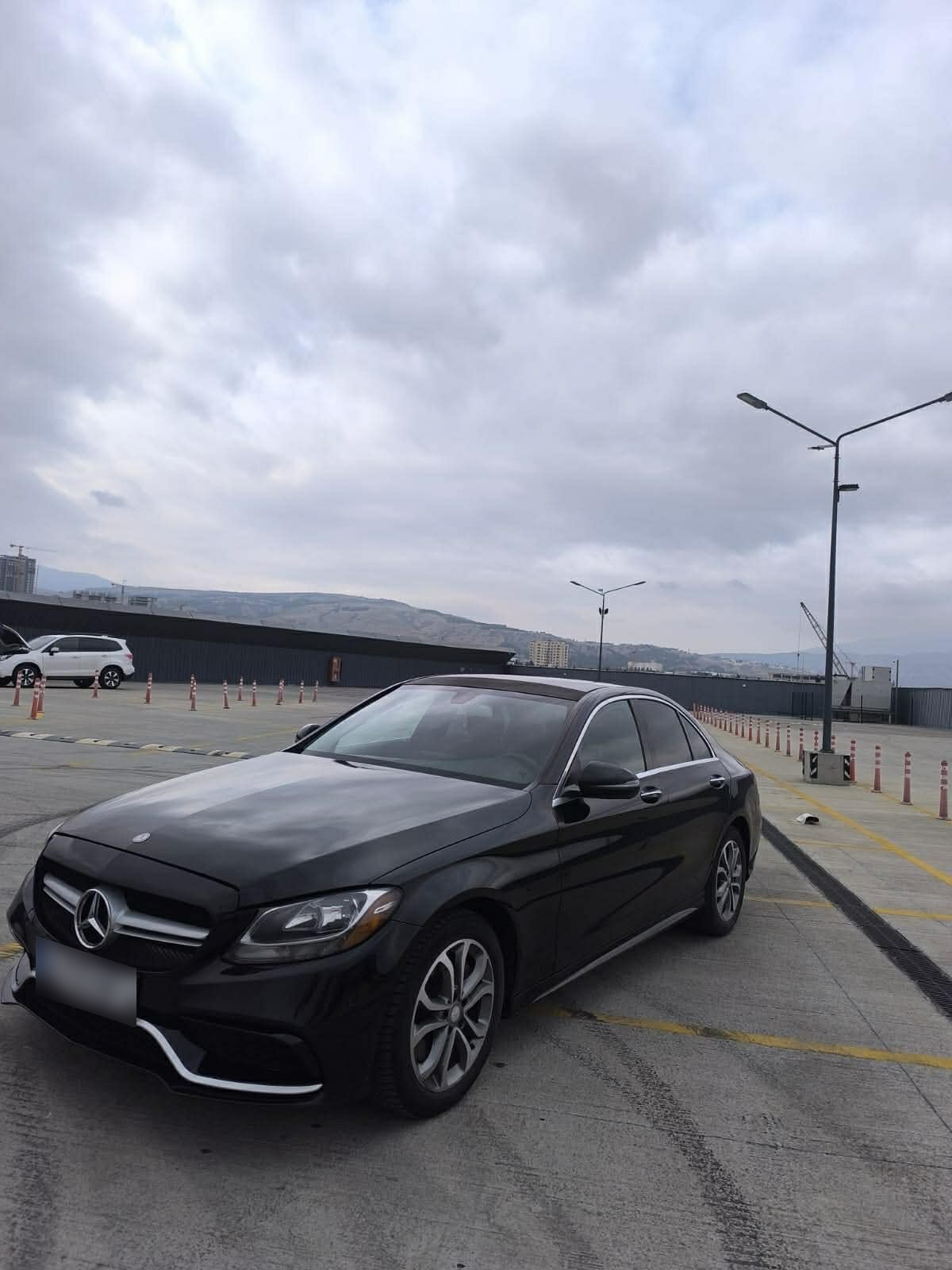 Mercedes-Benz C 300 - фото 1