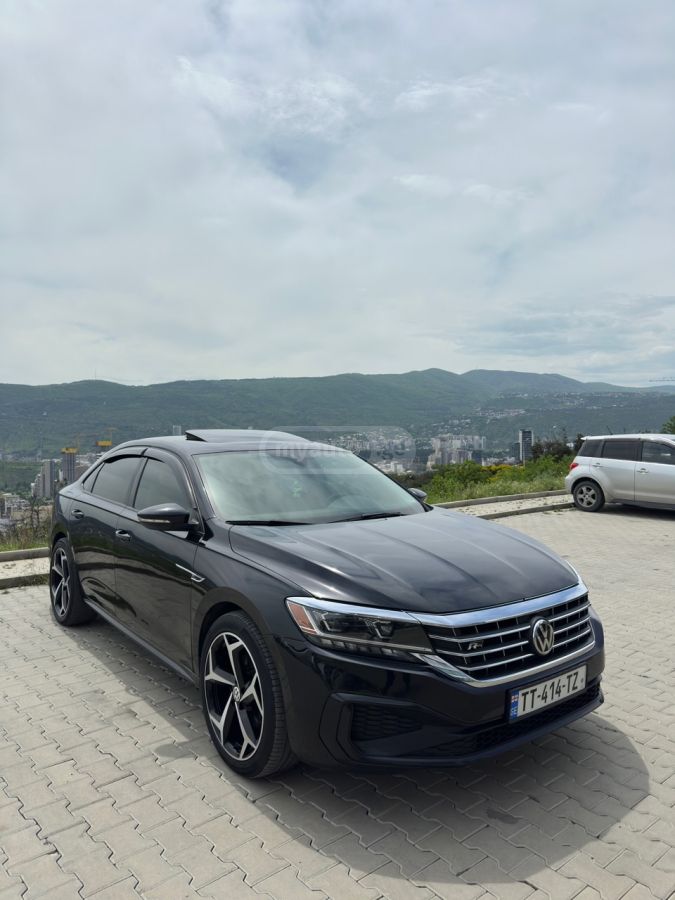 Volkswagen Passat - фото 1