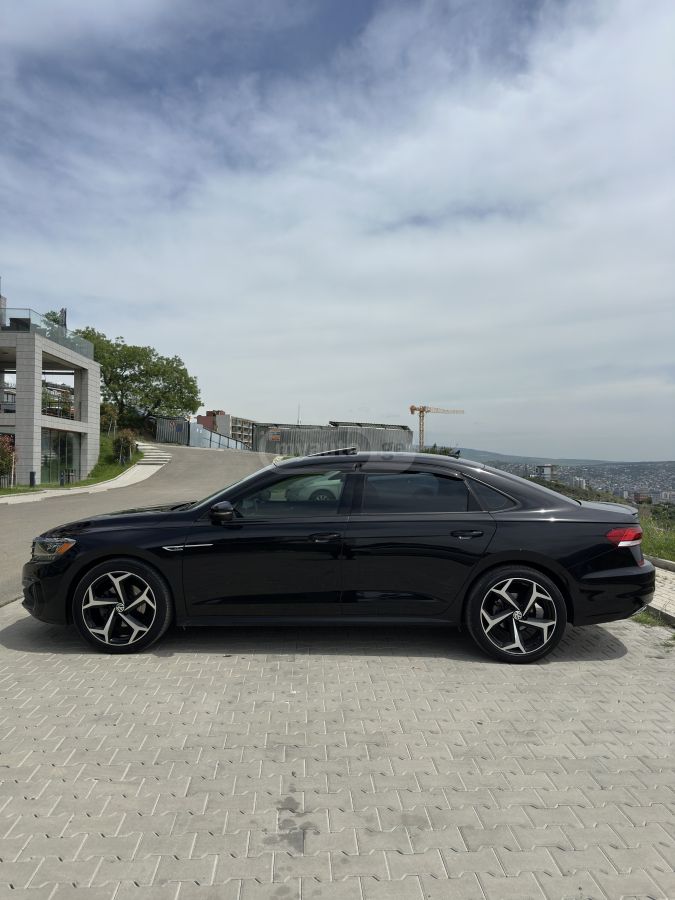 Volkswagen Passat - фото 7