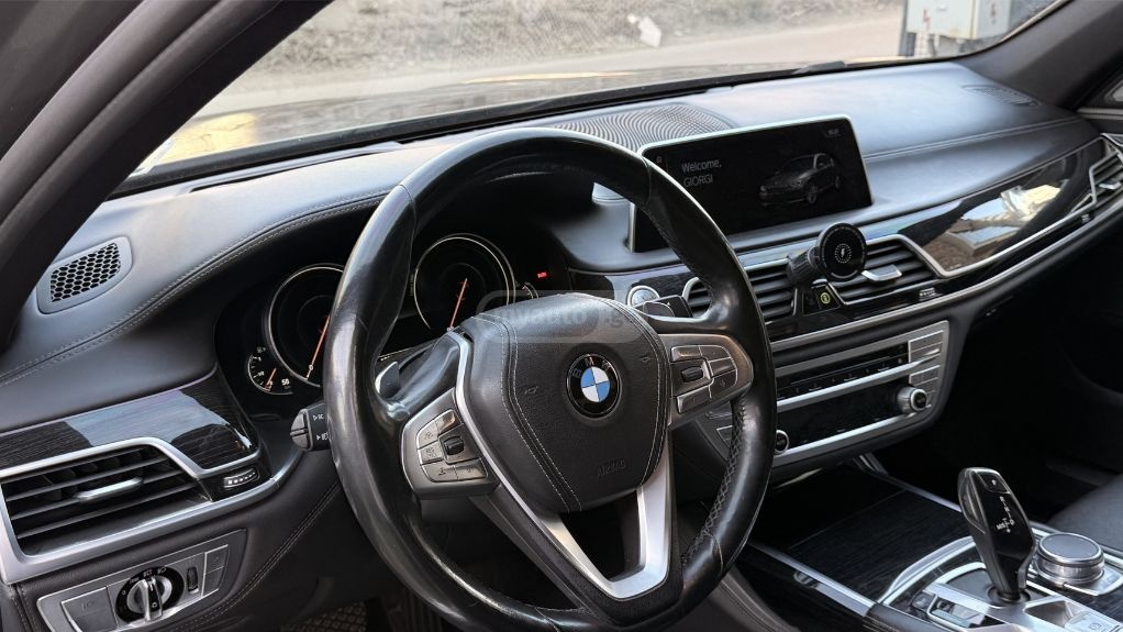 BMW 740 - фото 5
