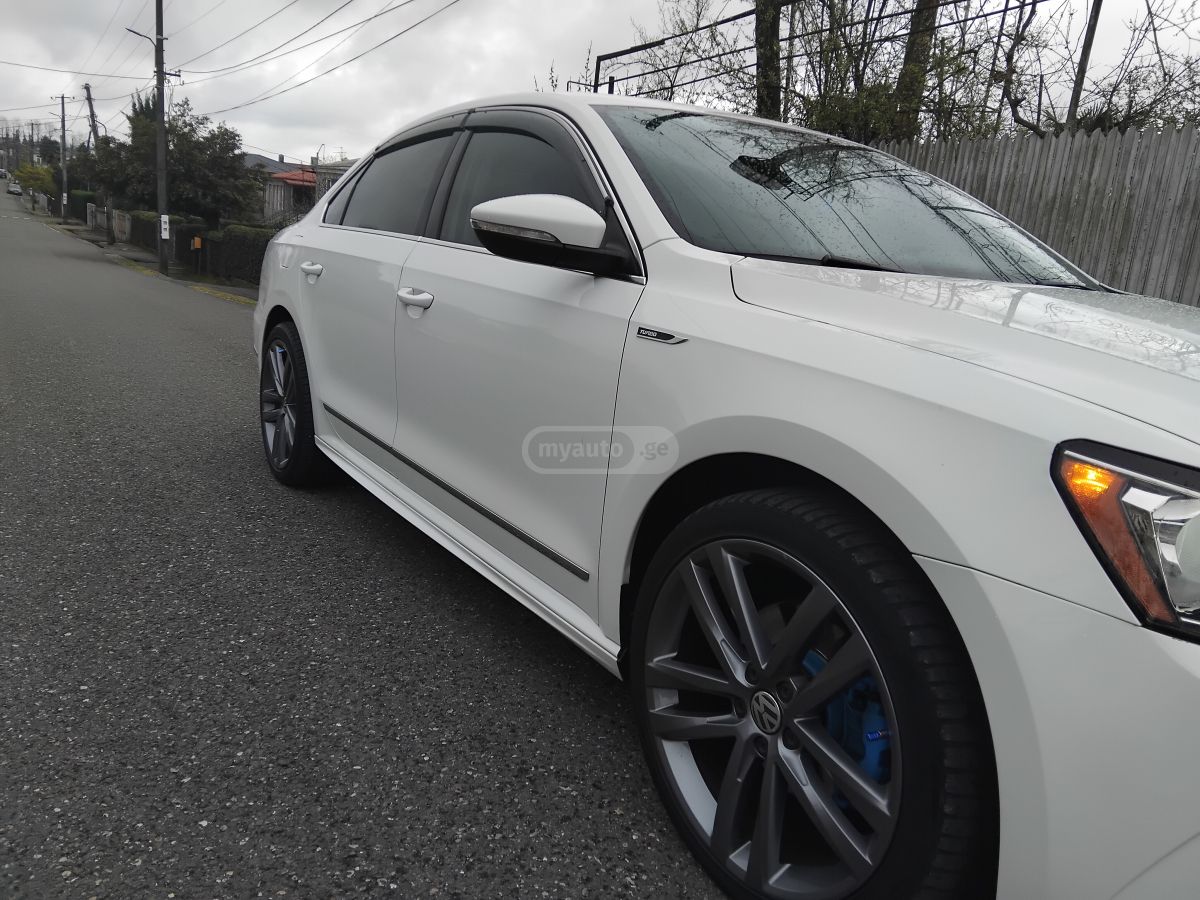 Volkswagen Passat - фото 3