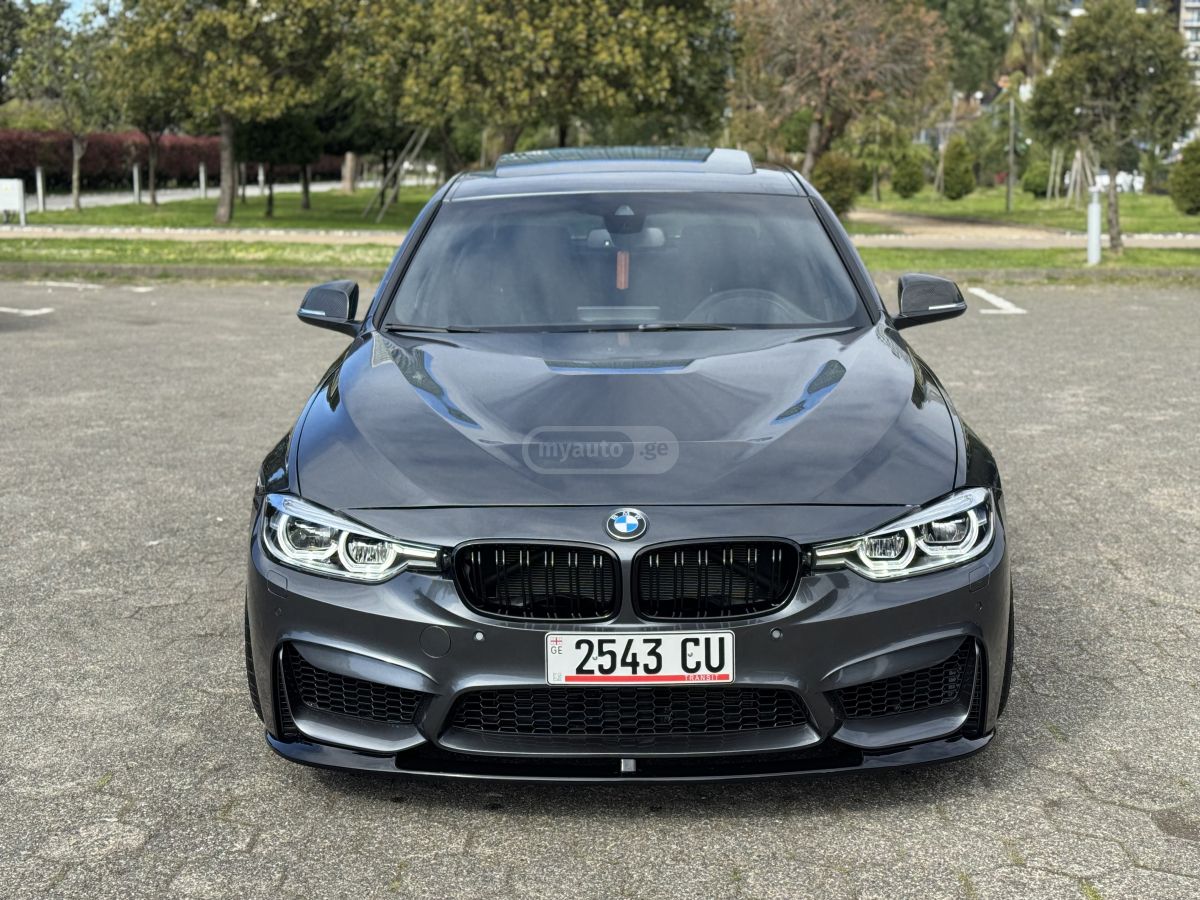 BMW 330 - фото 2