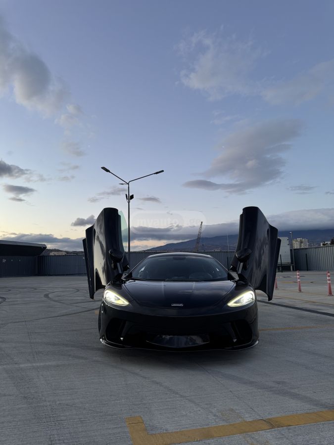 McLaren GT 2022 — миниатюра 1