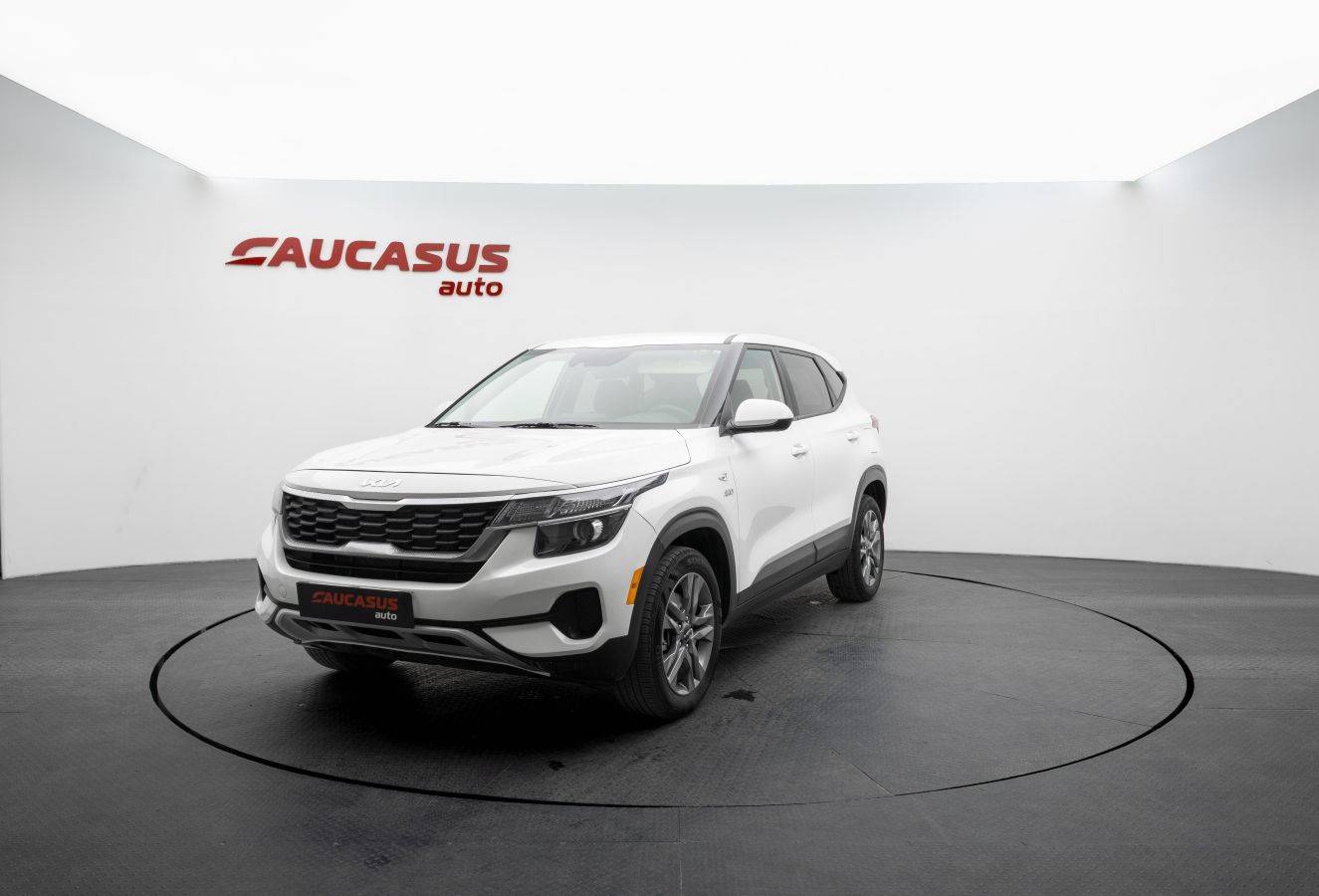 Kia EcoSport - фото 1