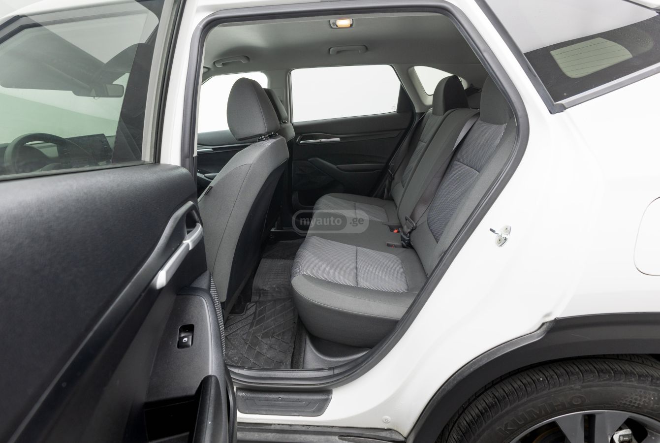 Kia EcoSport - фото 7