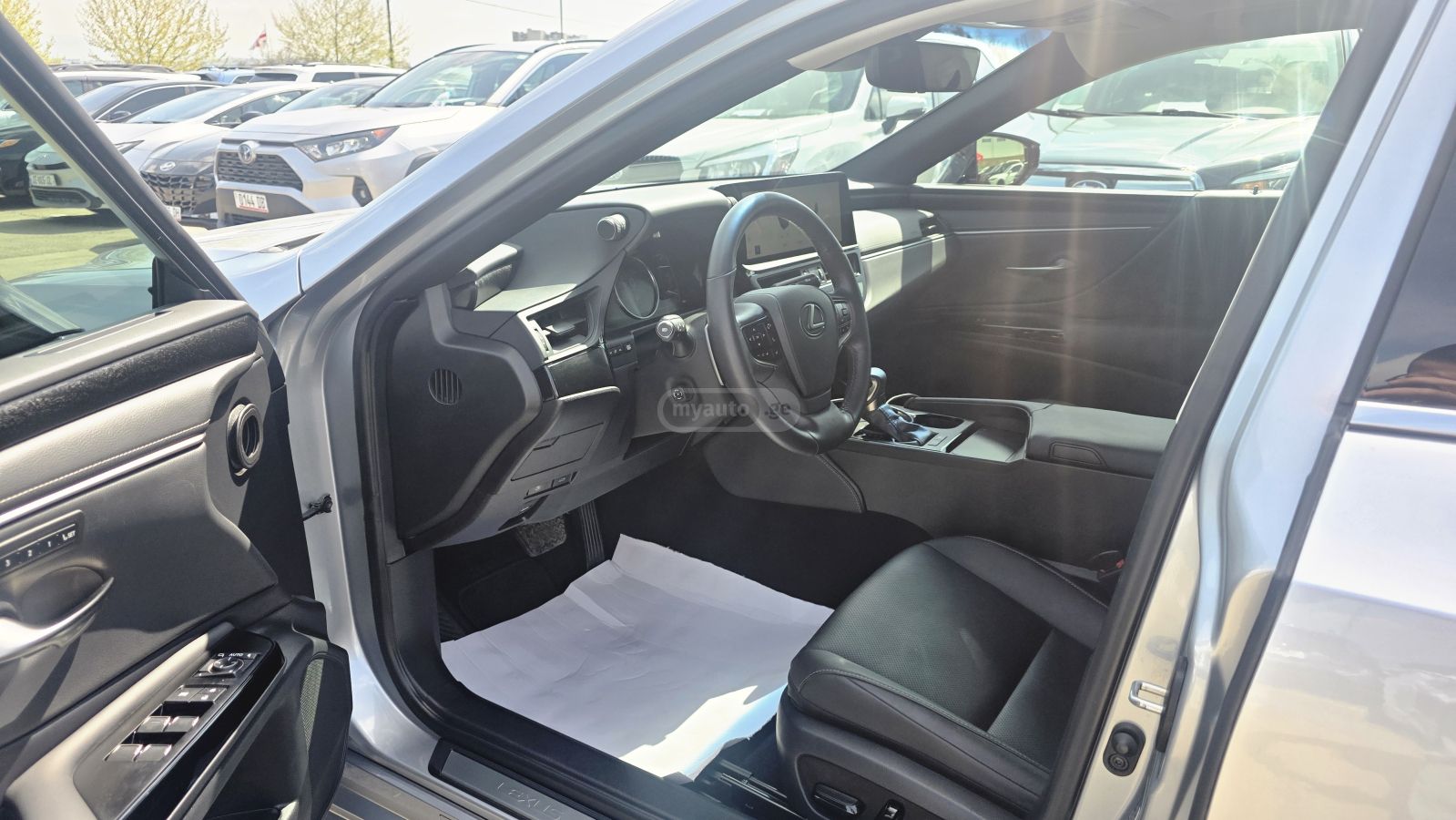 Lexus ES 300 - фото 10