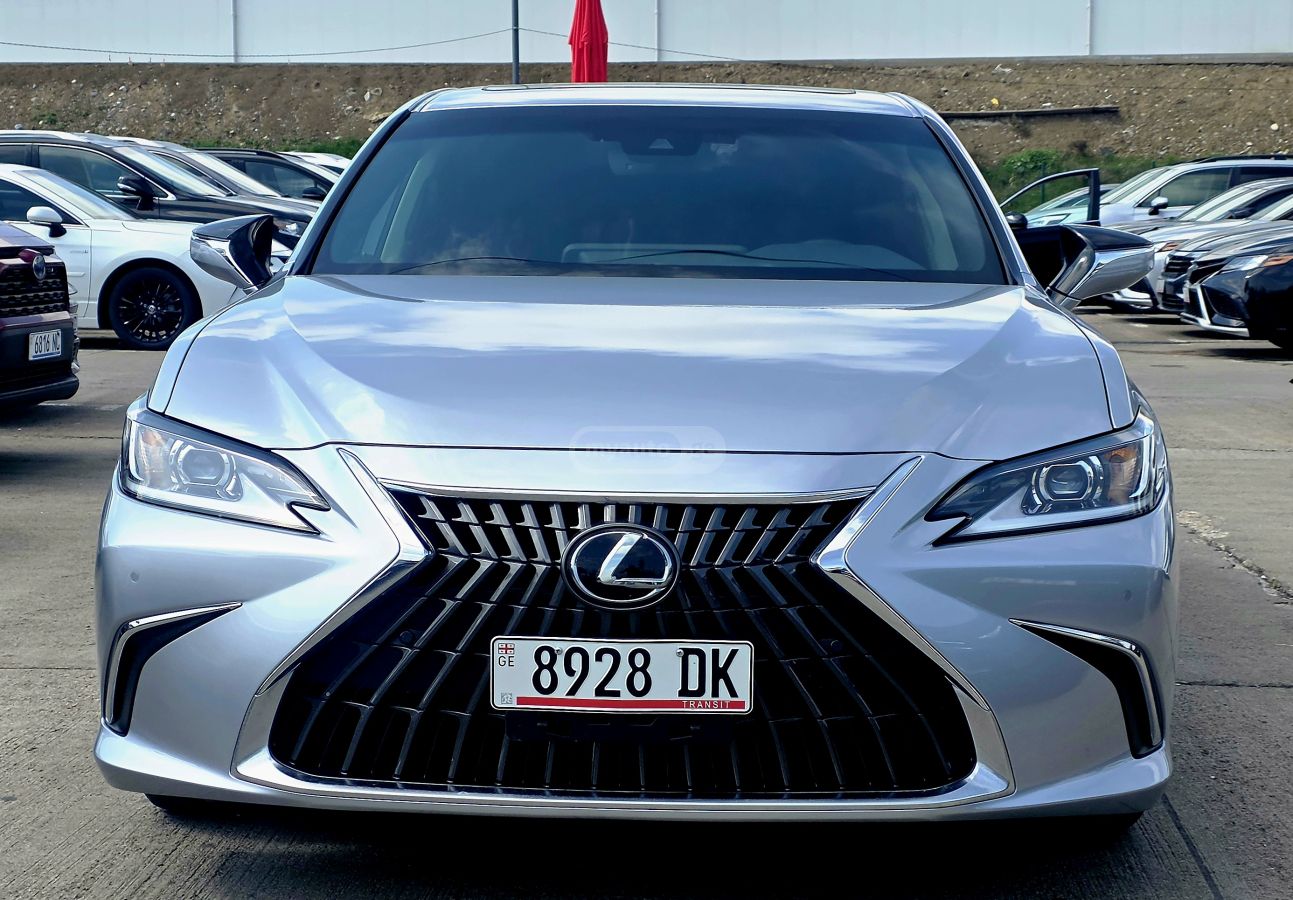 Lexus ES 300 - фото 3