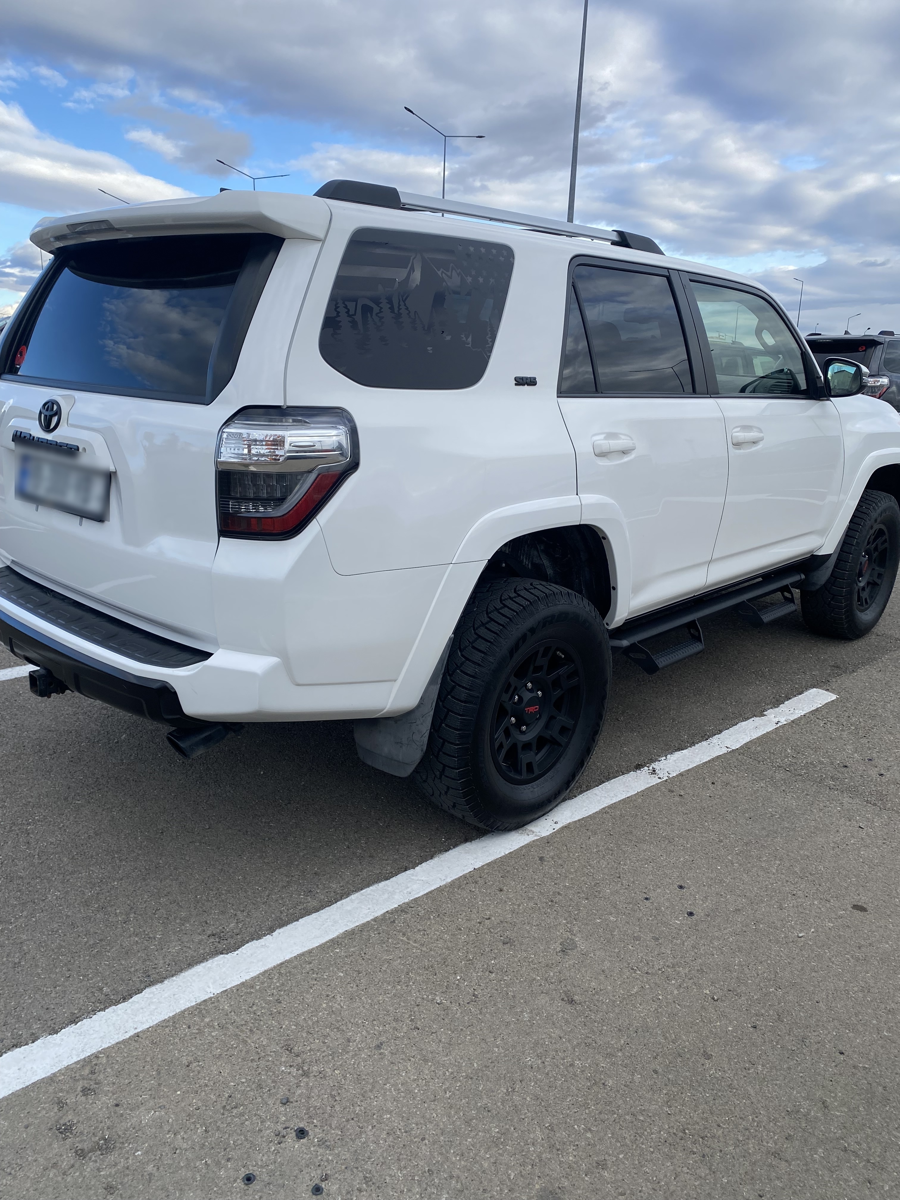 Toyota 4 Runner - фото 6