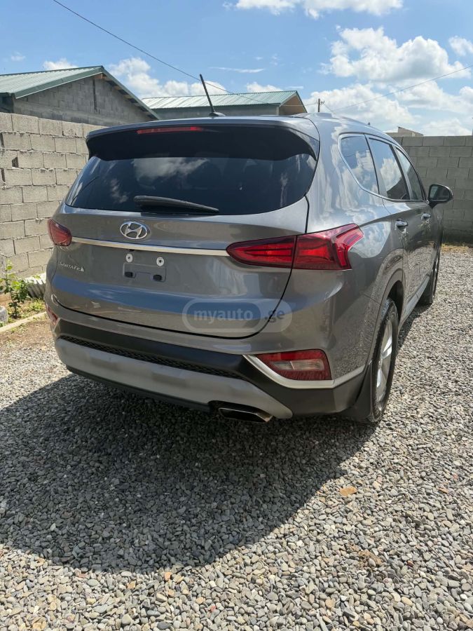 Hyundai Santa Fe - фото 3