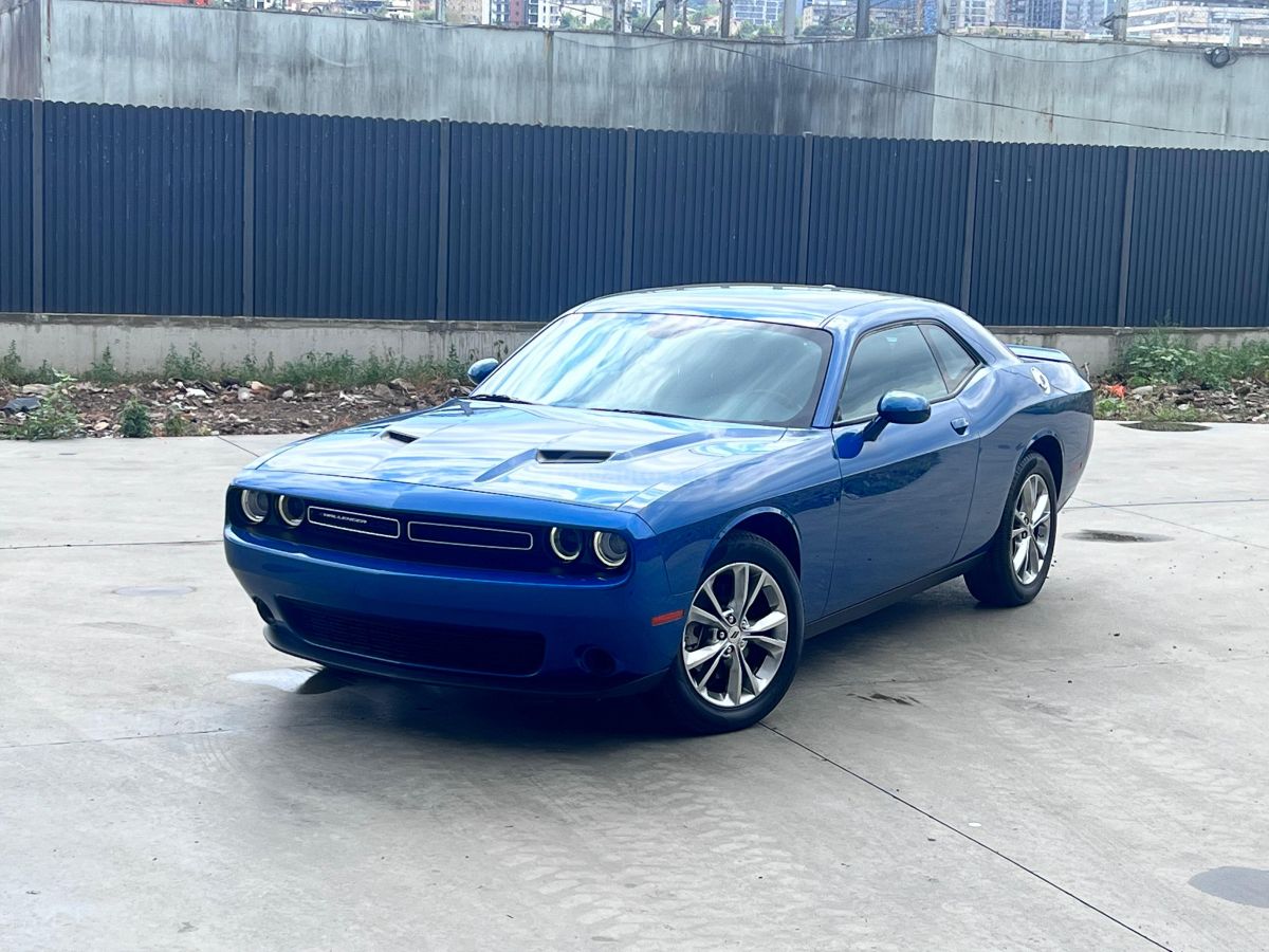 Dodge Challenger - фото 5