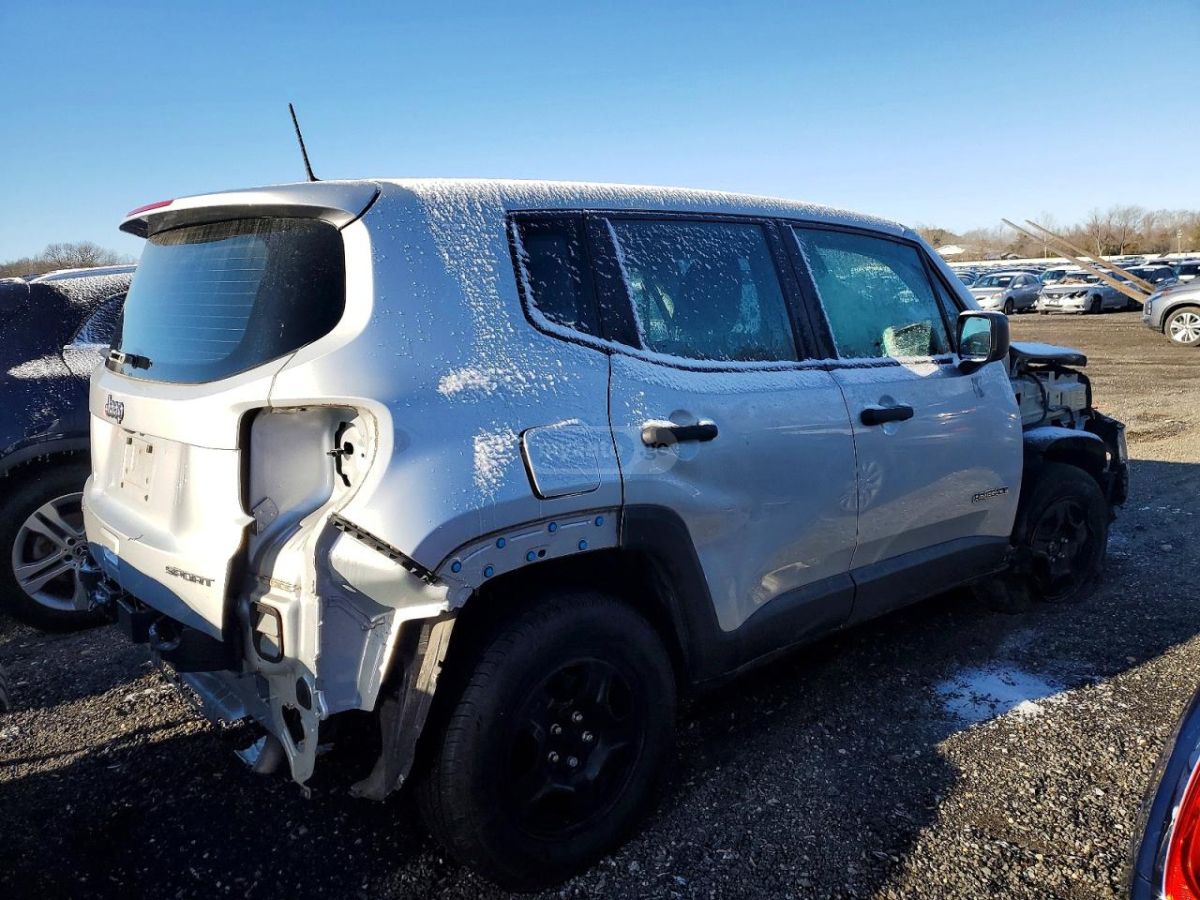 Jeep Renegade - фото 3
