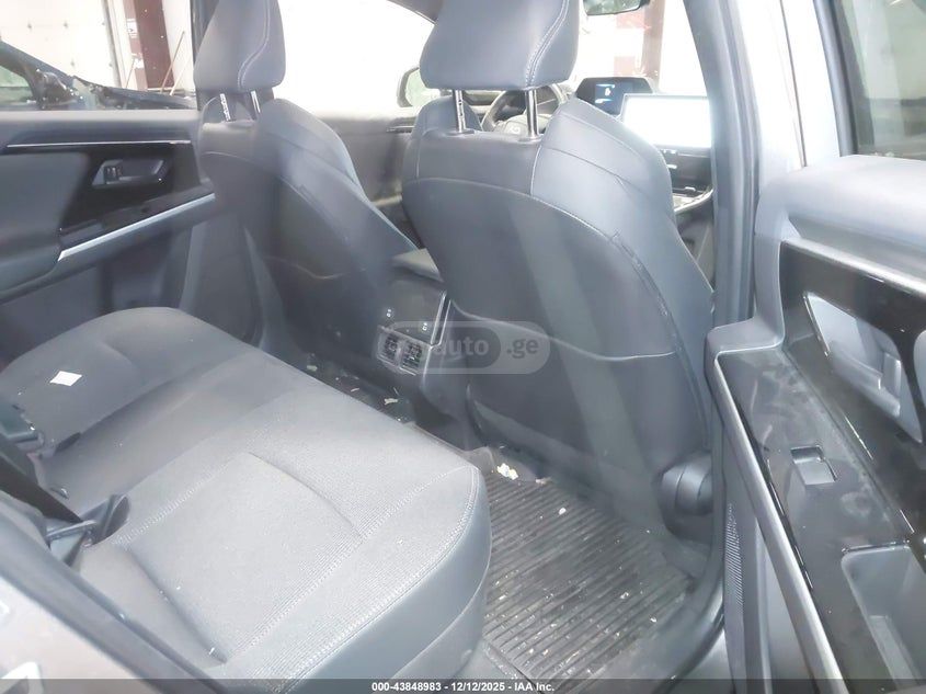 Toyota bZ4X 2023 — миниатюра 8