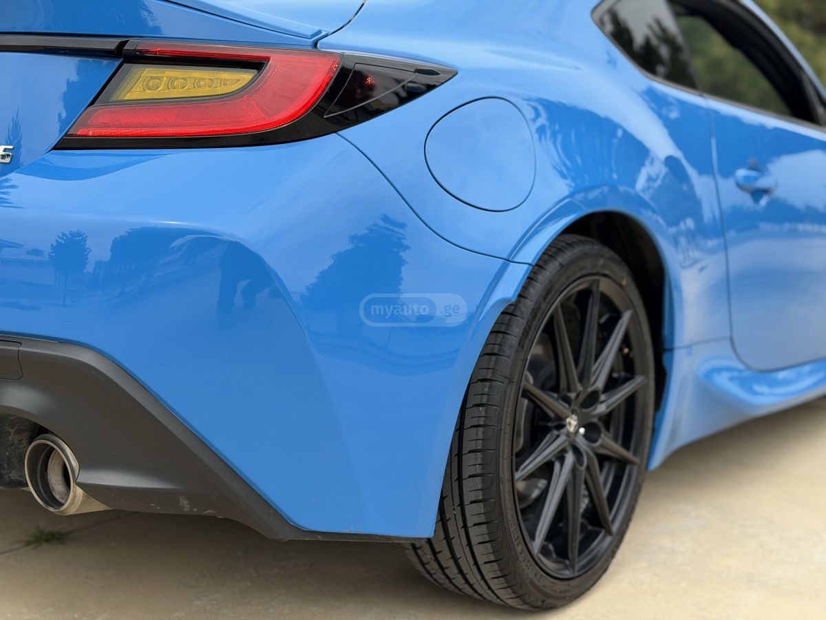 Toyota GR 86 - фото 13