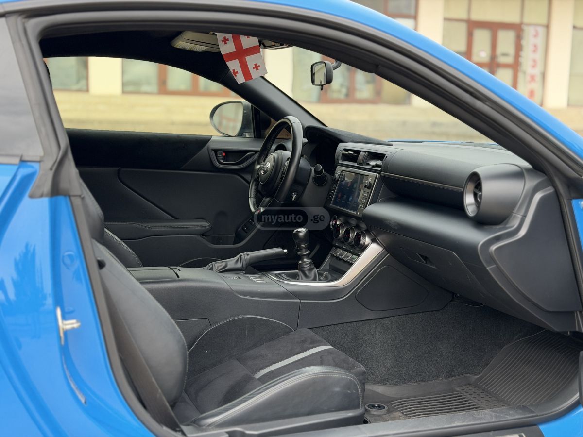 Toyota GR 86 - фото 9