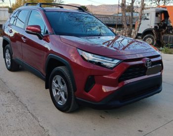 ToyotaRAV 4