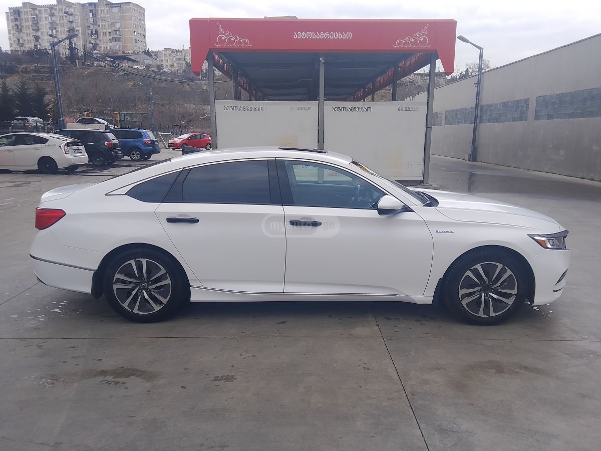 Honda Accord - фото 2