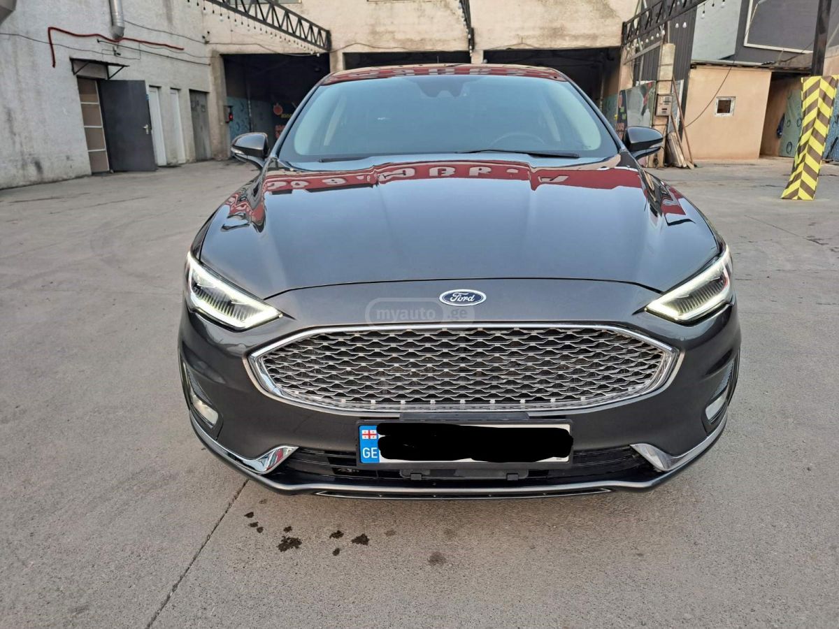 Ford Fusion - фото 3