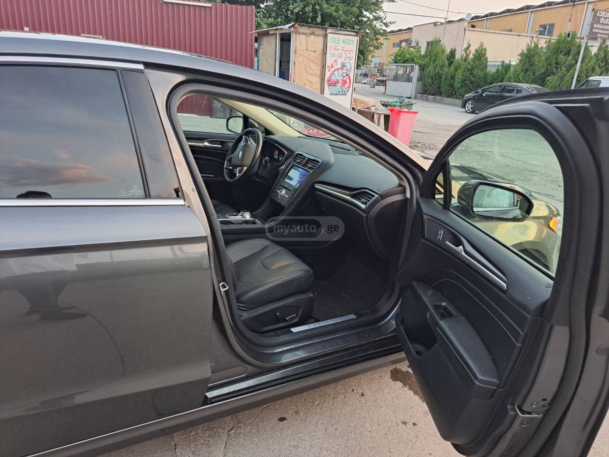 Ford Fusion - фото 5