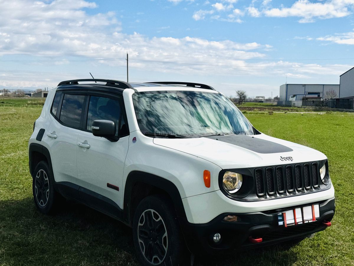 Jeep Renegade - фото 2
