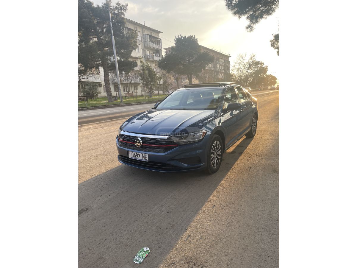 Volkswagen Jetta - фото 2