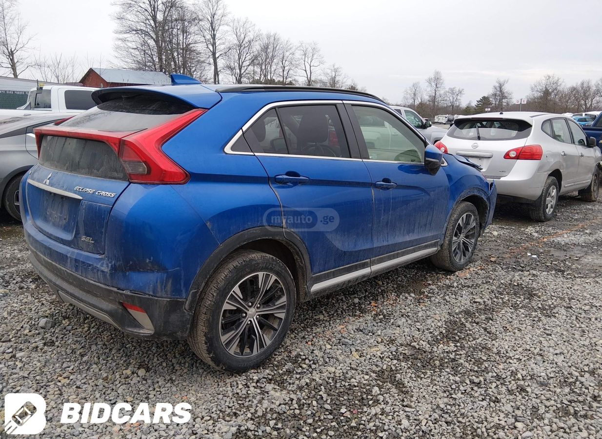 Mitsubishi Eclipse Cross - фото 4