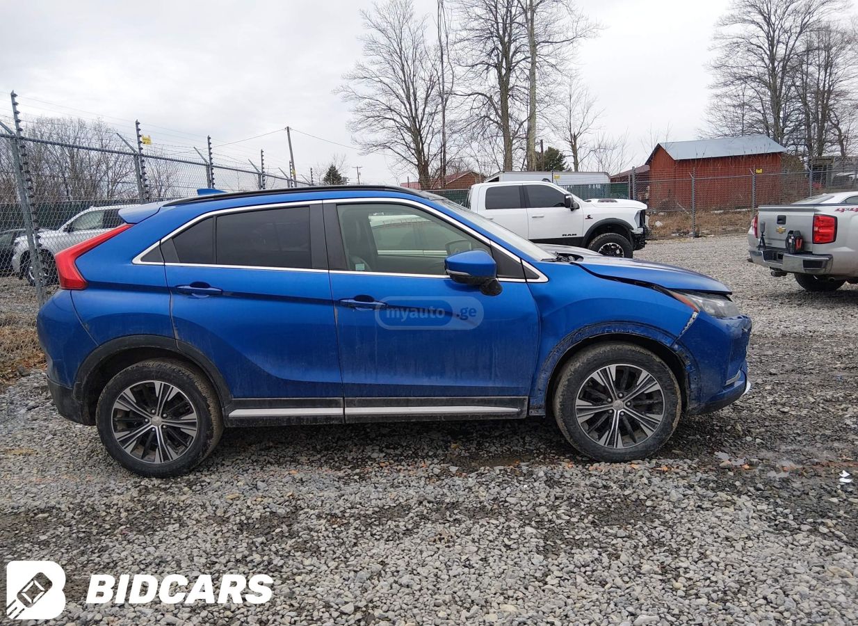 Mitsubishi Eclipse Cross - фото 7