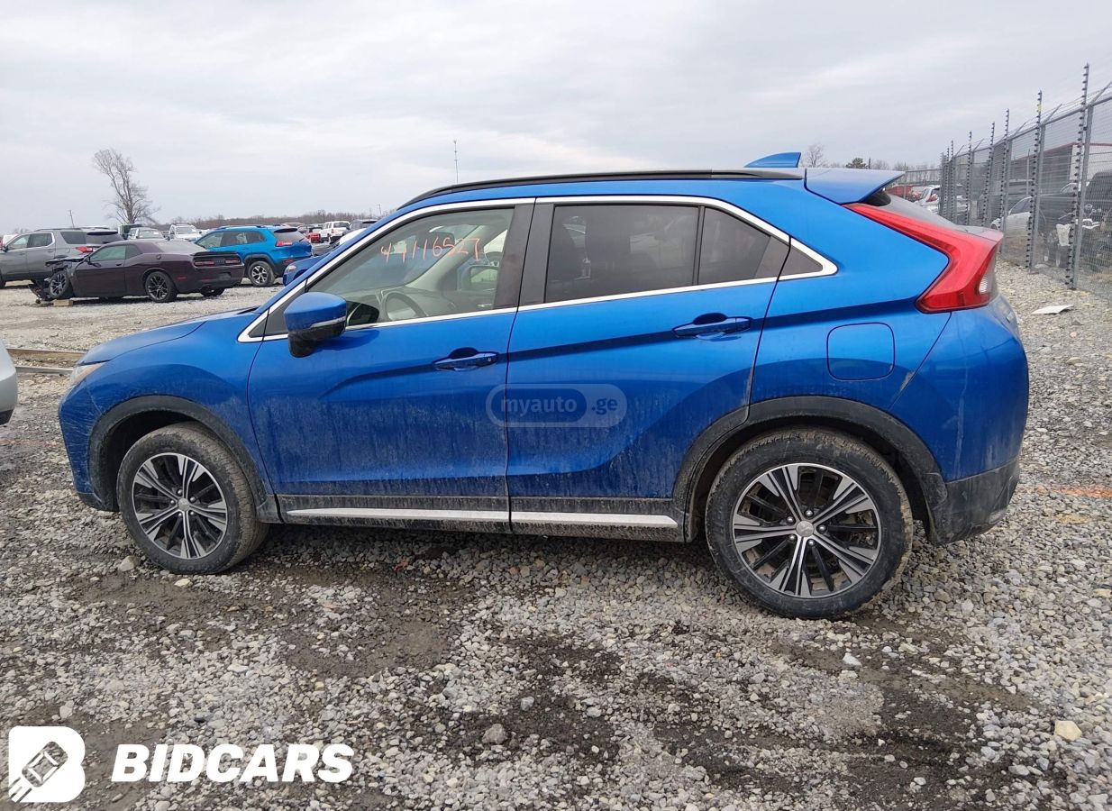 Mitsubishi Eclipse Cross - фото 8