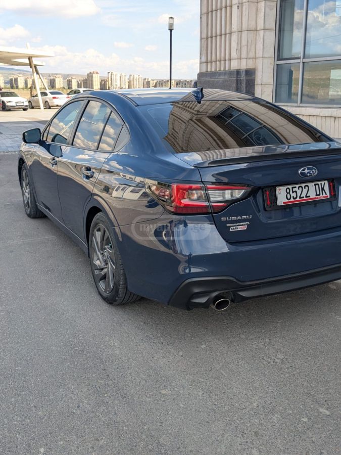 Subaru Legacy - фото 1