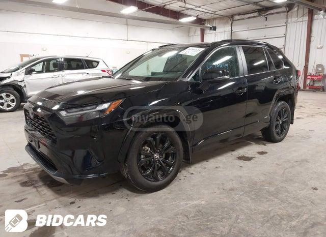 Toyota RAV 4 - фото 2