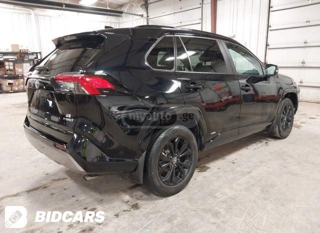 Toyota RAV 4 - фото 4