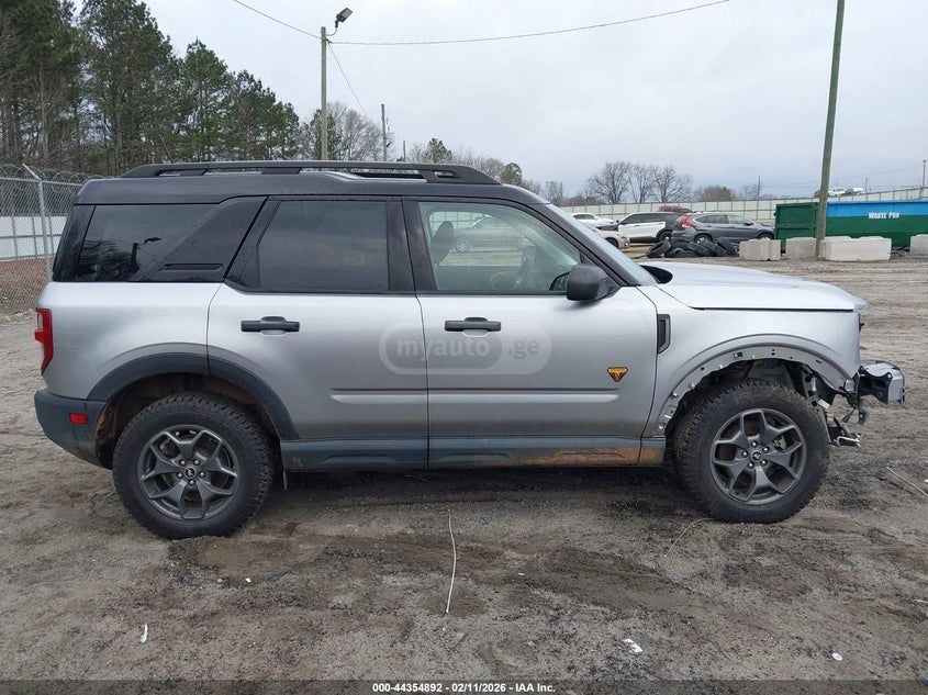 Ford Bronco Sport 2021 — миниатюра 13
