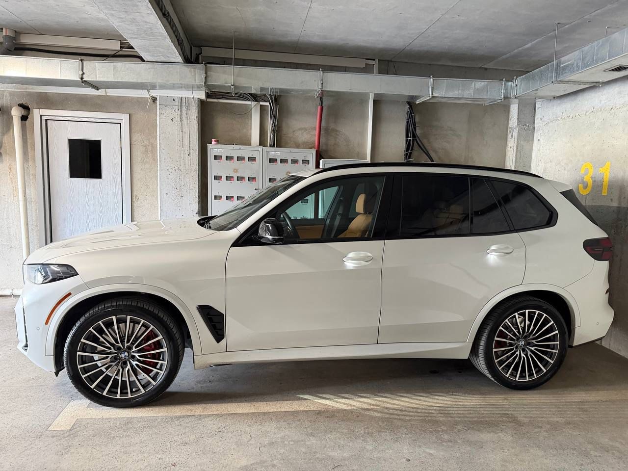 BMW X5 - фото 4