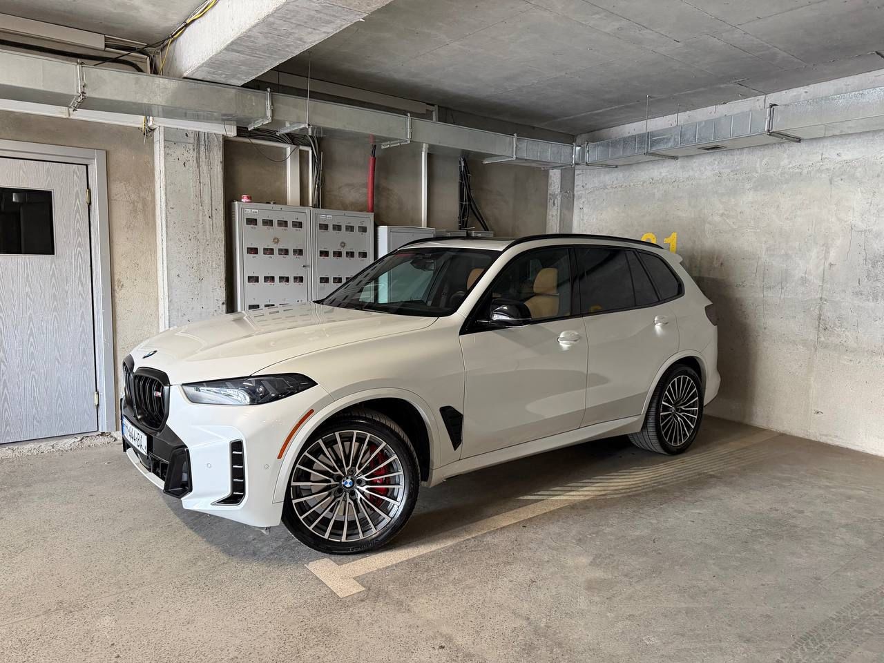 BMW X5 - фото 5