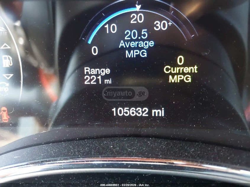 Jeep Grand Cherokee - фото 14