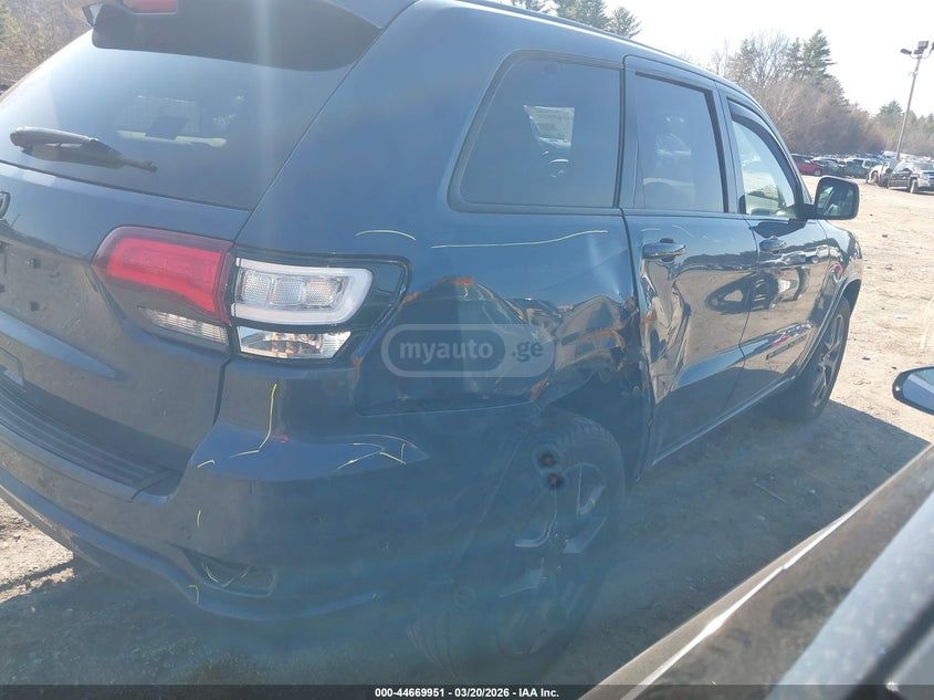 Jeep Grand Cherokee - фото 4