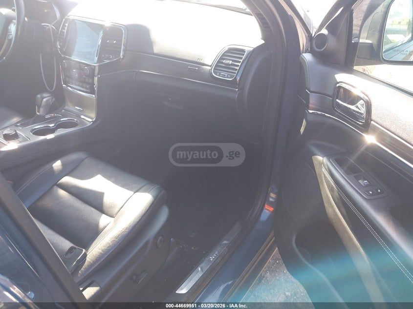 Jeep Grand Cherokee - фото 5