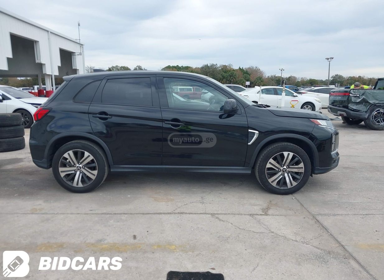 Mitsubishi Outlander Sport - фото 6