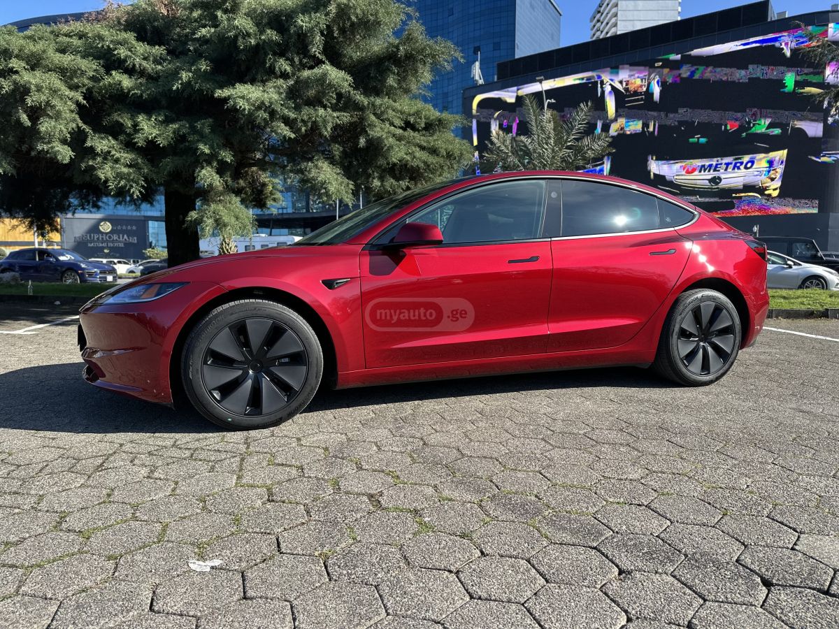 Tesla Long Range Dual Motor — миниатюра 11