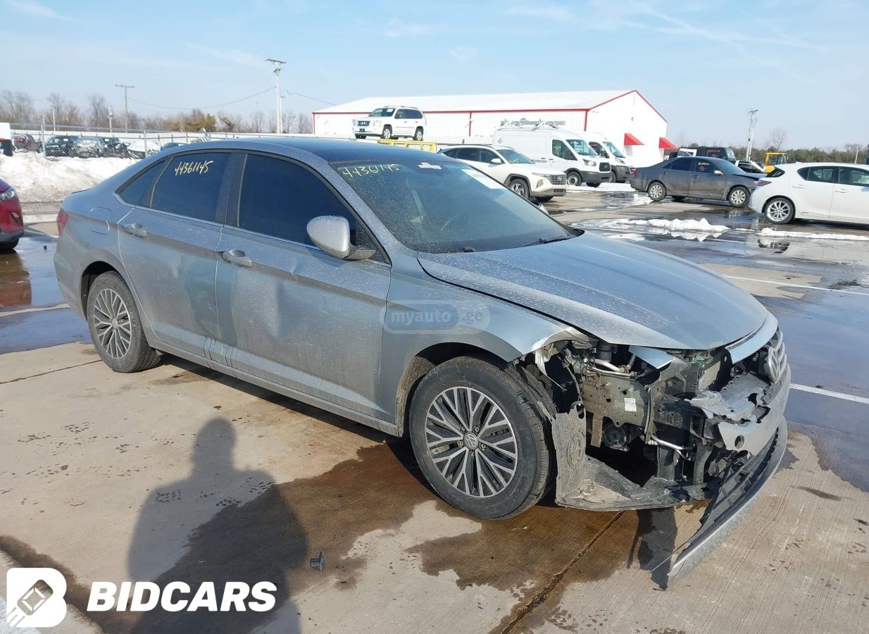 Volkswagen Jetta - фото 6