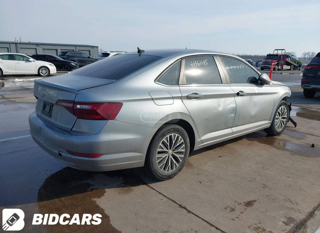 Volkswagen Jetta - фото 7