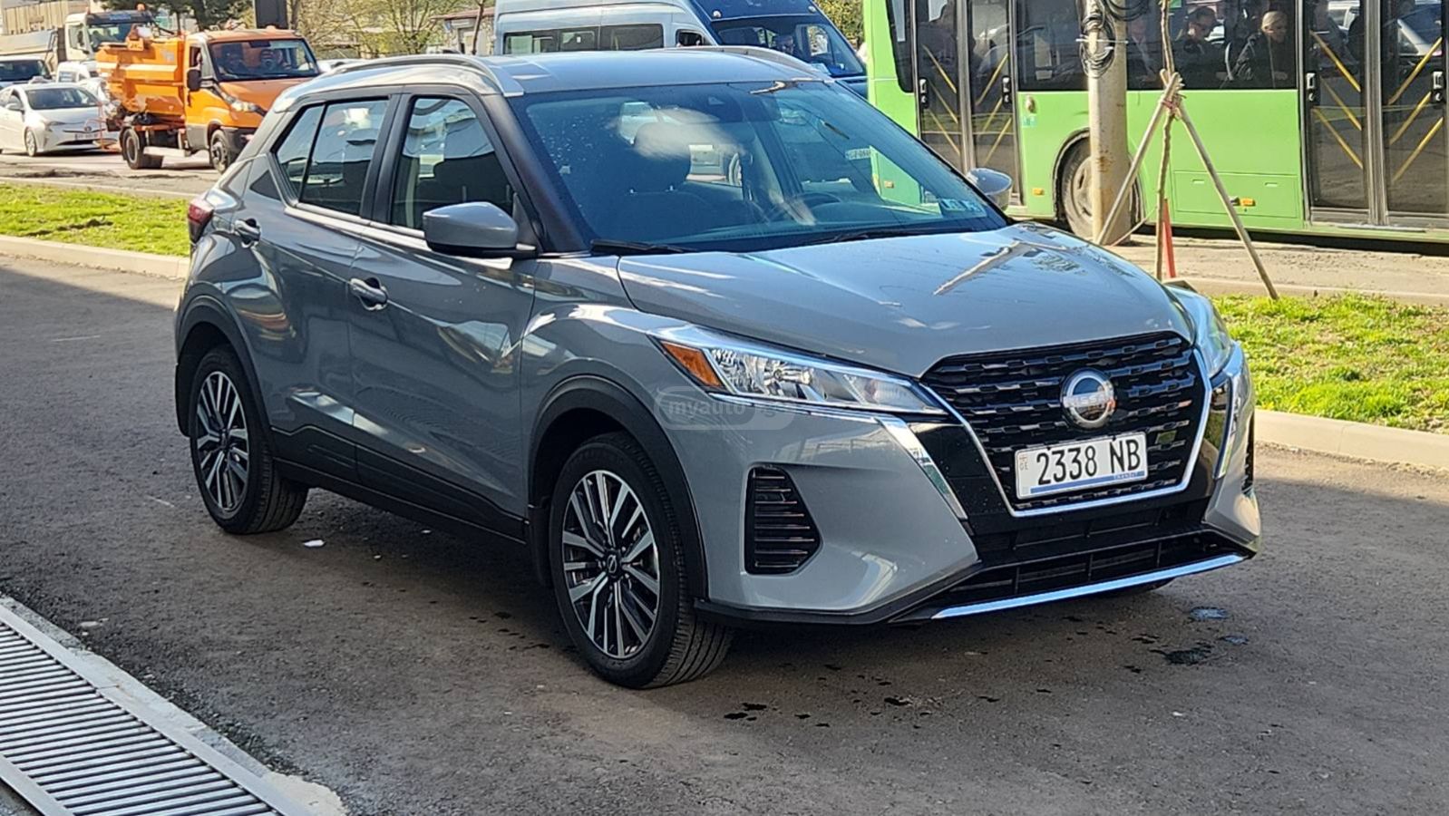 Nissan Kicks - фото 1