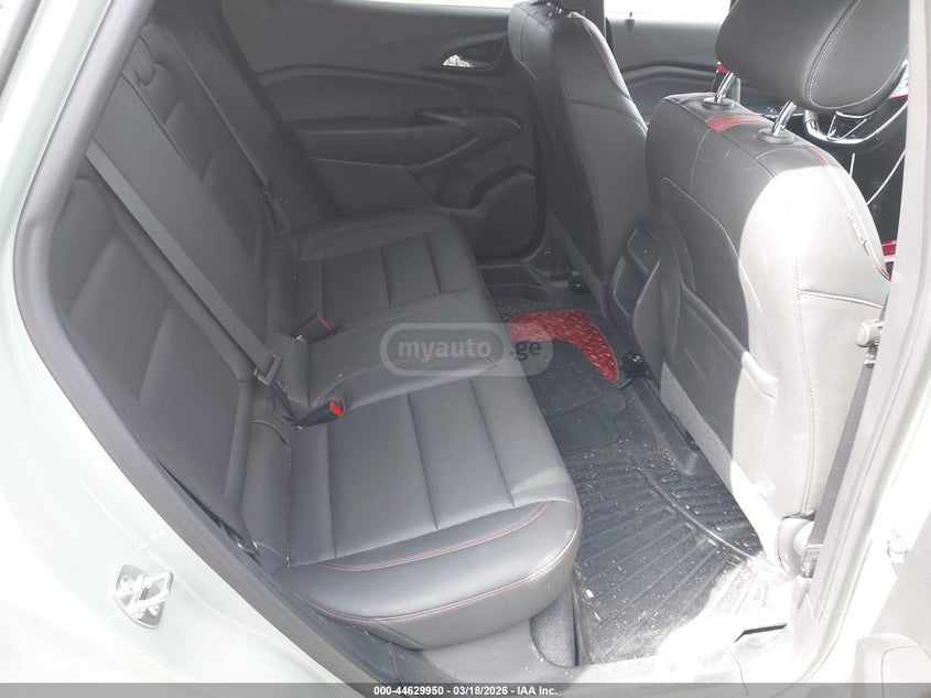 Chevrolet Trax - фото 8