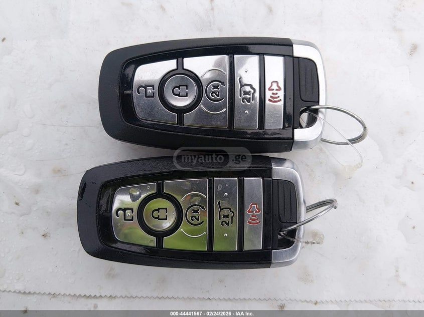 Ford Escape - фото 12