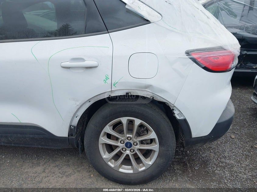 Ford Escape - фото 7