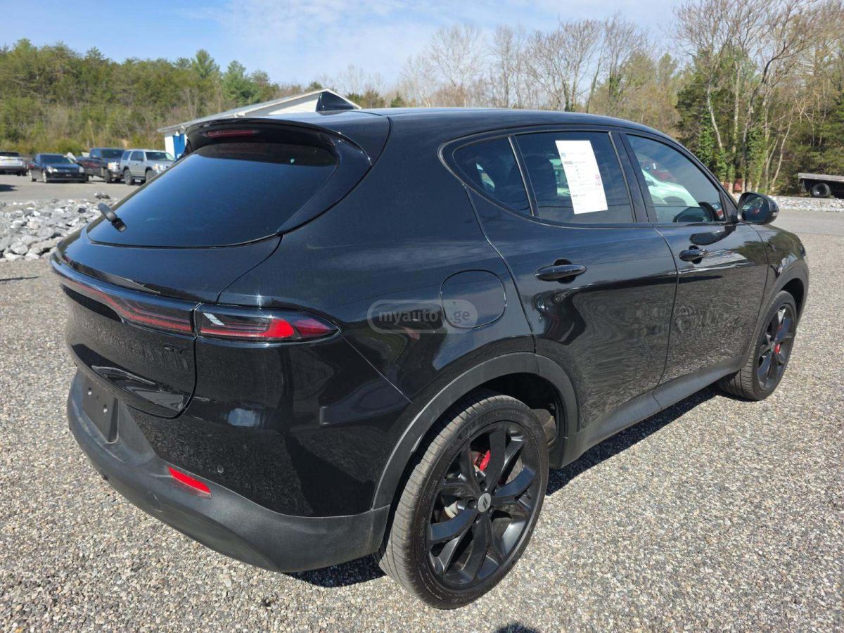 Dodge Hornet 2024 — миниатюра 3