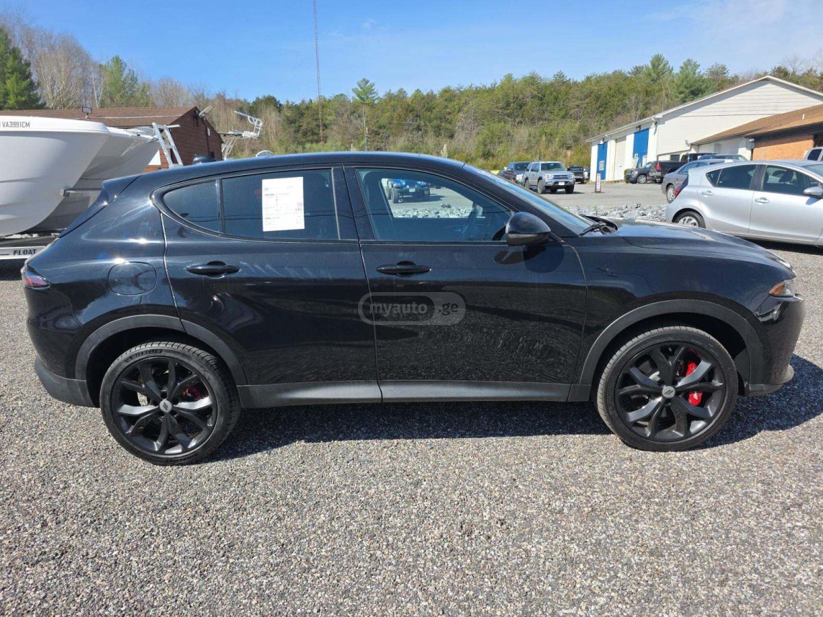 Dodge Hornet 2024 — миниатюра 4