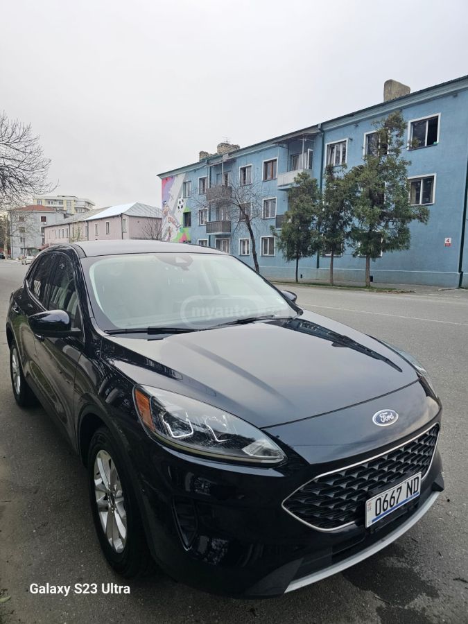 Ford Escape - фото 1